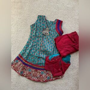 ⭐️ BIG SALE ⭐️ Indian (Desi) Wear for Women/Girls
